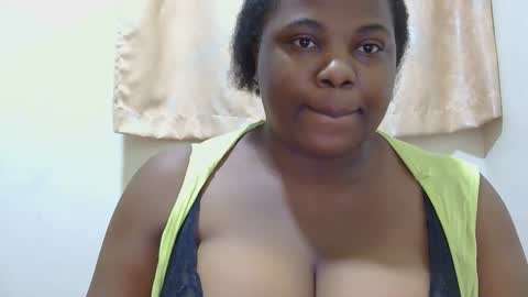Lily online show from April 26, 2026, 9:12 pm