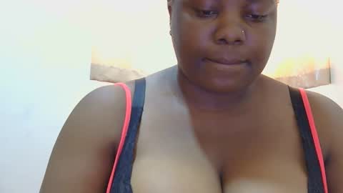 Snapshot of liilcutiee chatting on June 11, 2026, 9:51 am Lily online show from June 11, 2026, 9:51 am