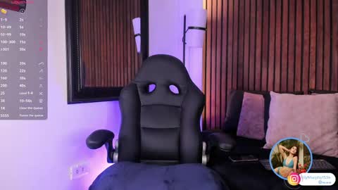 liily_murphy online show from May 16, 2026, 4:42 am