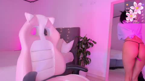 Lolli  Please leave a thumbs up if you like it its important to me online show from December 11, 2024, 1:15 am