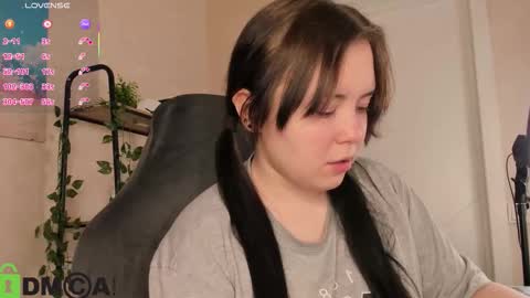 Lika Davis online show from January 14, 2026, 4:34 pm