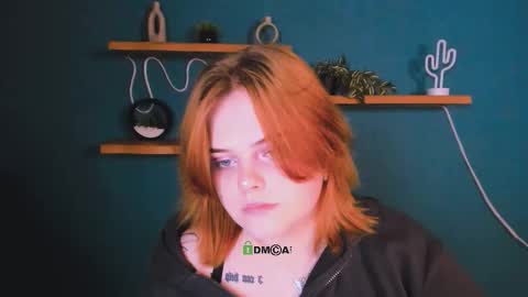 lika_pop online show from November 18, 2025, 7:51 pm