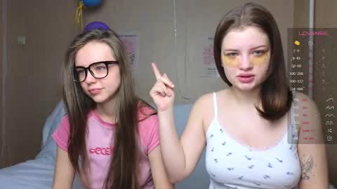 Snapshot of like_sun chatting on December 17, 2024, 2:55 am Call me Anna online show from December 17, 2024, 2:55 am