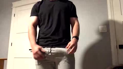 Snapshot of likeaboss820 chatting on October 22, 2025, 3:29 am likeaboss820 online show from October 22, 2025, 3:29 am