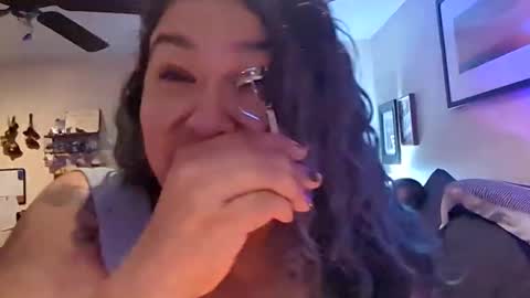 Snapshot of likeadrugg chatting on December 31, 2024, 6:48 am DRUG online show from December 31, 2024, 6:48 am