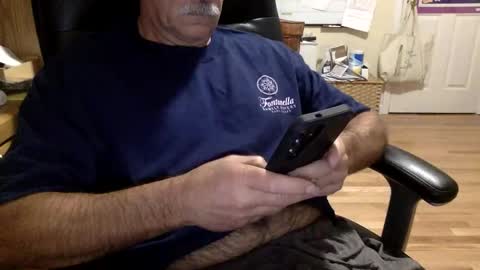 Snapshot of likefhot chatting on December 19, 2025, 2:46 pm likefhot online show from December 19, 2025, 2:46 pm