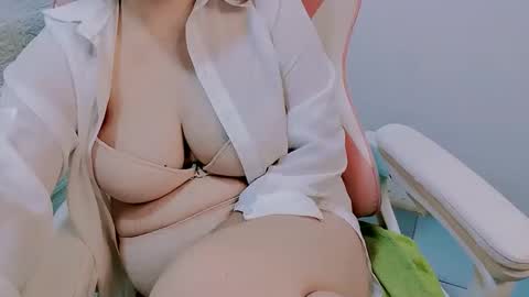 likixi online show from April 30, 2026, 6:42 am