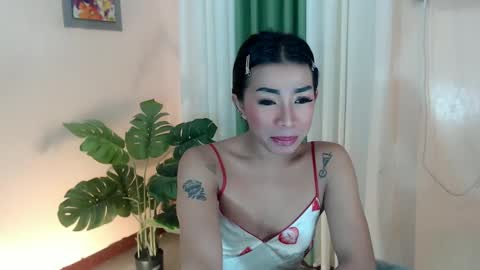 Snapshot of likliklicklengleng chatting on February 27, 2025, 6:09 pm Leng online show from February 27, 2025, 6:09 pm