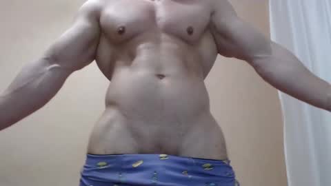 Snapshot of likwidator84 chatting on January 20, 2025, 7:15 am Maximus online show from January 20, 2025, 7:15 am