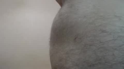 Snapshot of likwidator84 chatting on February 16, 2025, 1:03 am Maximus online show from February 16, 2025, 1:03 am