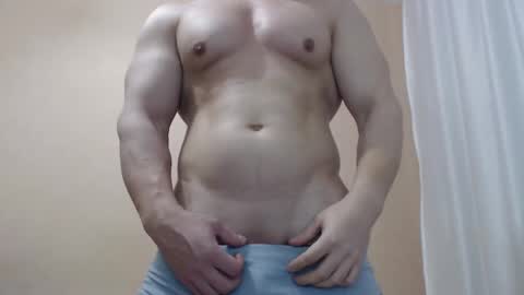 Snapshot of likwidator84 chatting on March 12, 2025, 9:55 am Maximus online show from March 12, 2025, 9:55 am