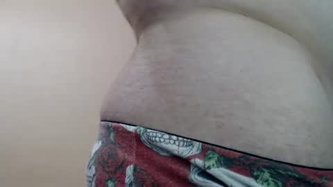 Snapshot of likwidator84 chatting on June 18, 2026, 10:25 pm Maximus online show from June 18, 2026, 10:25 pm
