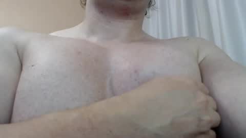 Snapshot of likwidator84 chatting on July 14, 2026, 1:08 am Maximus online show from July 14, 2026, 1:08 am
