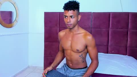 Snapshot of lil___king chatting on June 15, 2026, 12:18 pm Lil KIng online show from June 15, 2026, 12:18 pm