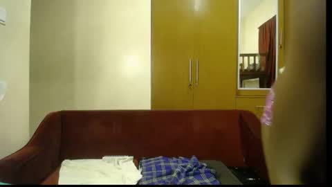 Euni online show from March 15, 2026, 8:04 pm