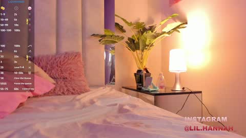 Snapshot of lil_hanna18 chatting on December 27, 2024, 1:18 pm Hanna online show from December 27, 2024, 1:18 pm