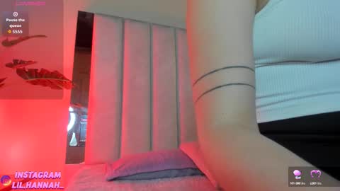 Snapshot of lil_hanna18 chatting on September 21, 2025, 11:45 am Hanna online show from September 21, 2025, 11:45 am