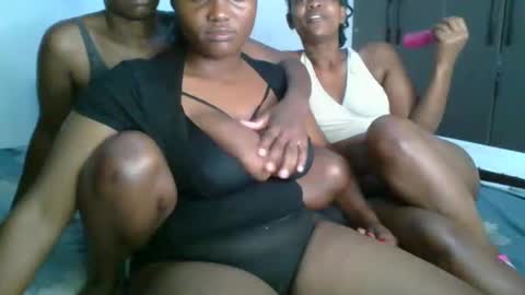 lil_meg online show from March 10, 2026, 8:25 pm