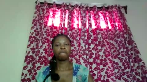 Snapshot of lil_paula chatting on February 13, 2025, 1:26 pm serenity online show from February 13, 2025, 1:26 pm