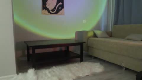 Snapshot of lil_reya chatting on November 12, 2025, 10:04 am INST Lil happines s online show from November 12, 2025, 10:04 am