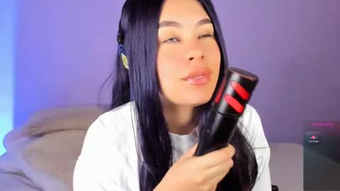 Lola online show from January 16, 2025, 11:48 pm