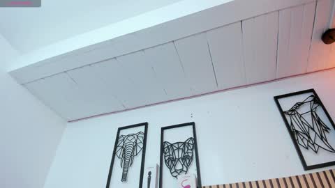 Snapshot of lila_elliot chatting on October 15, 2025, 12:11 am Lila online show from October 15, 2025, 12:11 am