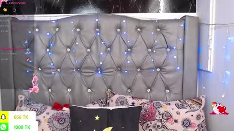 Snapshot of lila_gummy_ chatting on June 2, 2026, 1:02 pm online show from June 2, 2026, 1:02 pm