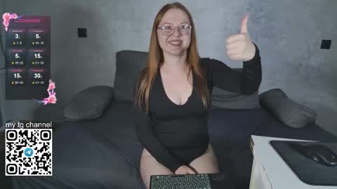 lila_pitt online show from September 17, 2025, 7:26 pm