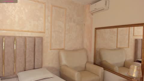 Snapshot of lilabeily chatting on February 6, 2025, 8:34 pm lila bailey online show from February 6, 2025, 8:34 pm