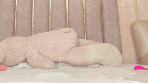 Snapshot of lilabeily chatting on February 11, 2025, 1:41 am lila bailey online show from February 11, 2025, 1:41 am