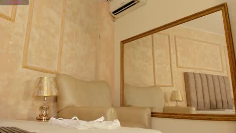 Snapshot of lilabeily chatting on February 19, 2025, 7:38 pm lila bailey online show from February 19, 2025, 7:38 pm