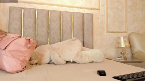 Snapshot of lilabeily chatting on February 20, 2025, 7:30 pm lila bailey online show from February 20, 2025, 7:30 pm