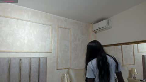 Snapshot of lilabeily chatting on March 1, 2025, 7:37 pm lila bailey online show from March 1, 2025, 7:37 pm