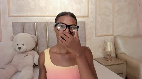 Snapshot of lilabeily chatting on November 11, 2025, 7:36 pm lila bailey online show from November 11, 2025, 7:36 pm