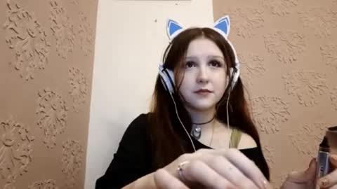 lilaheckenberg online show from March 14, 2026, 3:28 pm