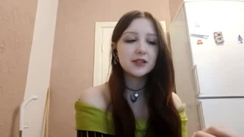 lilaheckenberg online show from March 15, 2026, 9:37 am