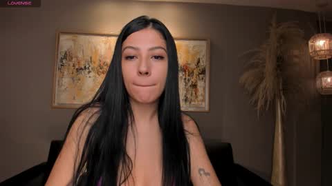 Lila West online show from October 23, 2025, 11:20 am