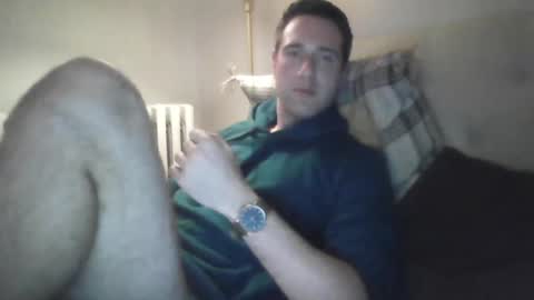 Snapshot of lilbrohhh chatting on October 17, 2025, 1:20 am lilbrohhh online show from October 17, 2025, 1:20 am