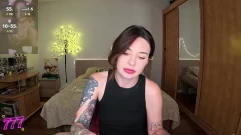 Camomile Lil online show from May 31, 2026, 6:09 pm