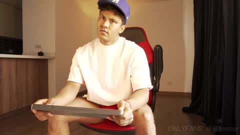 Snapshot of lildantear chatting on March 30, 2026, 3:02 pm Dante online show from March 30, 2026, 3:02 pm