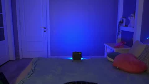 Anna online show from April 20, 2026, 8:32 pm