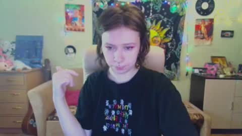 Snapshot of lileyfoxxx chatting on January 1, 2025, 10:11 am Lil online show from January 1, 2025, 10:11 am