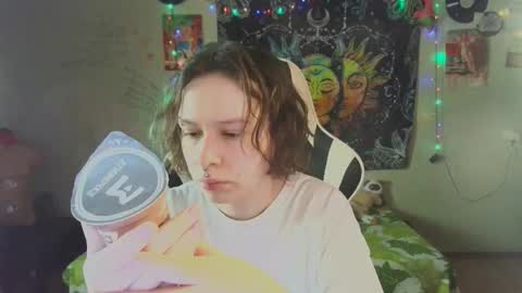 Snapshot of lileyfoxxx chatting on December 4, 2025, 11:19 am Lil online show from December 4, 2025, 11:19 am