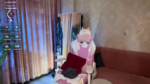 Snapshot of lili_01 chatting on June 4, 2026, 4:35 pm Lili online show from June 4, 2026, 4:35 pm