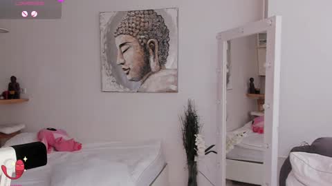 Lilith Nickol online show from January 16, 2026, 11:14 am