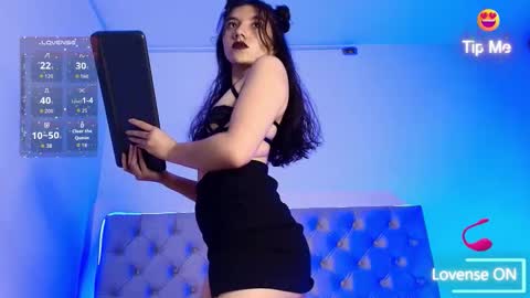 Snapshot of lili_candysex chatting on October 25, 2025, 1:29 pm Lili online show from October 25, 2025, 1:29 pm