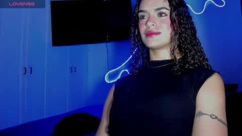 lili_evanss online show from July 25, 2026, 3:53 pm