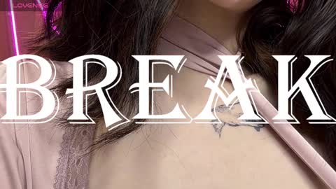 Snapshot of lili_flowerr chatting on February 20, 2025, 12:04 pm Lilli follow me kiss online show from February 20, 2025, 12:04 pm