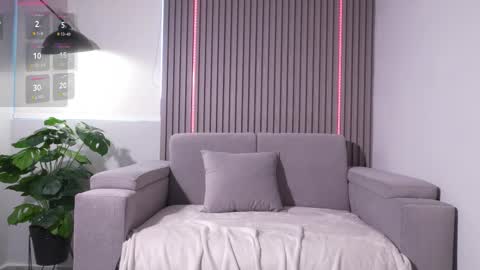 lili online show from January 9, 2026, 1:25 pm