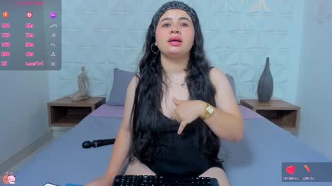 Snapshot of lili_mccormick chatting on January 19, 2025, 4:01 am SALOME online show from January 19, 2025, 4:01 am